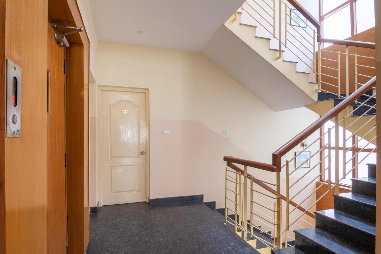 Hotel OYO 10478 Raj Residency Bengaluru Zewnętrze zdjęcie
