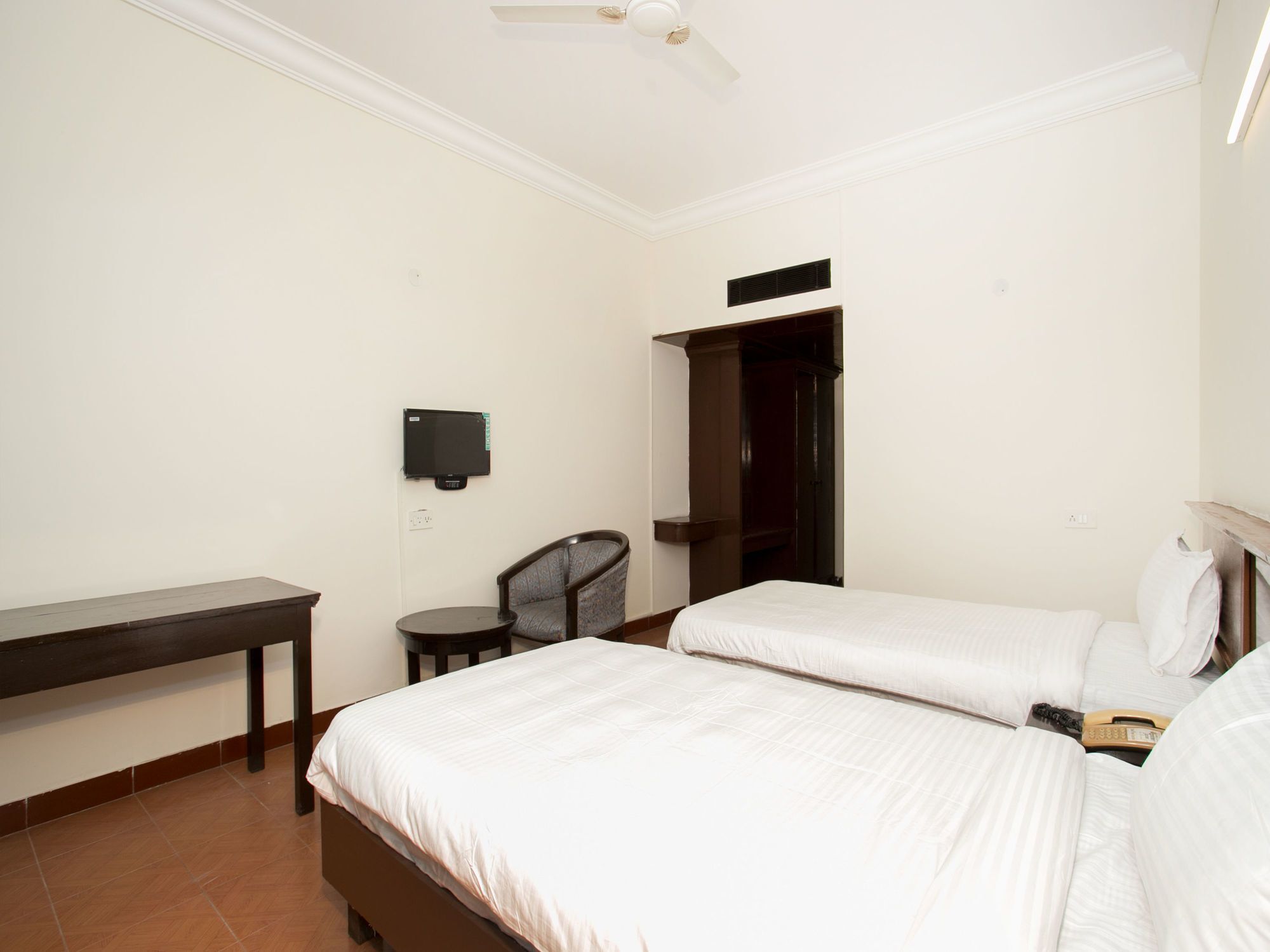 Hotel OYO 10478 Raj Residency Bengaluru Zewnętrze zdjęcie